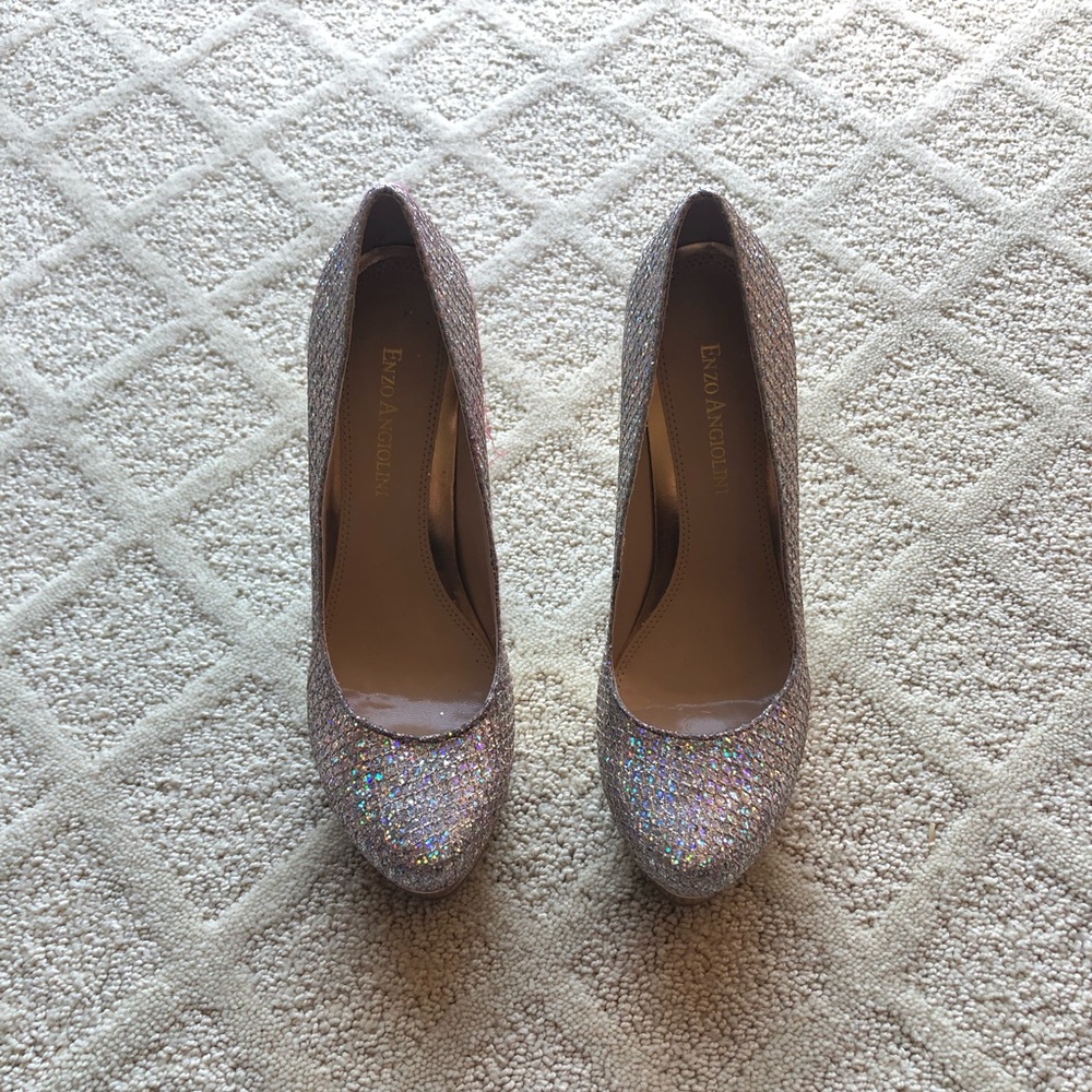 Gorgeous Glitter Mesh Enzo Angiolini Pumps